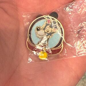 Disney Mystery Pin - Cats & Dogs